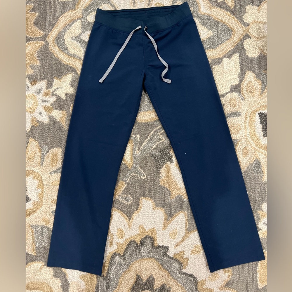 Livingston Women’s Figs Scrub Bottoms- Size S